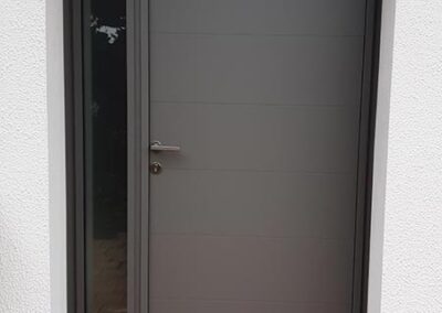 Rénovation porte entrée Yzeures-sur-Creuse